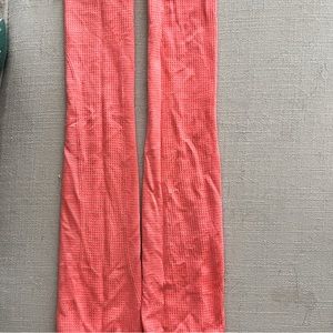 Lululemon arm warmers (2013) s/m in coral